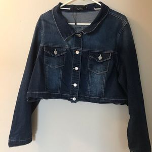 Cropped denim jacket